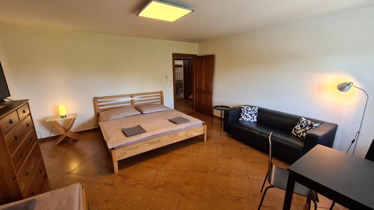 Apartmany Turold Mikulov Extérieur photo