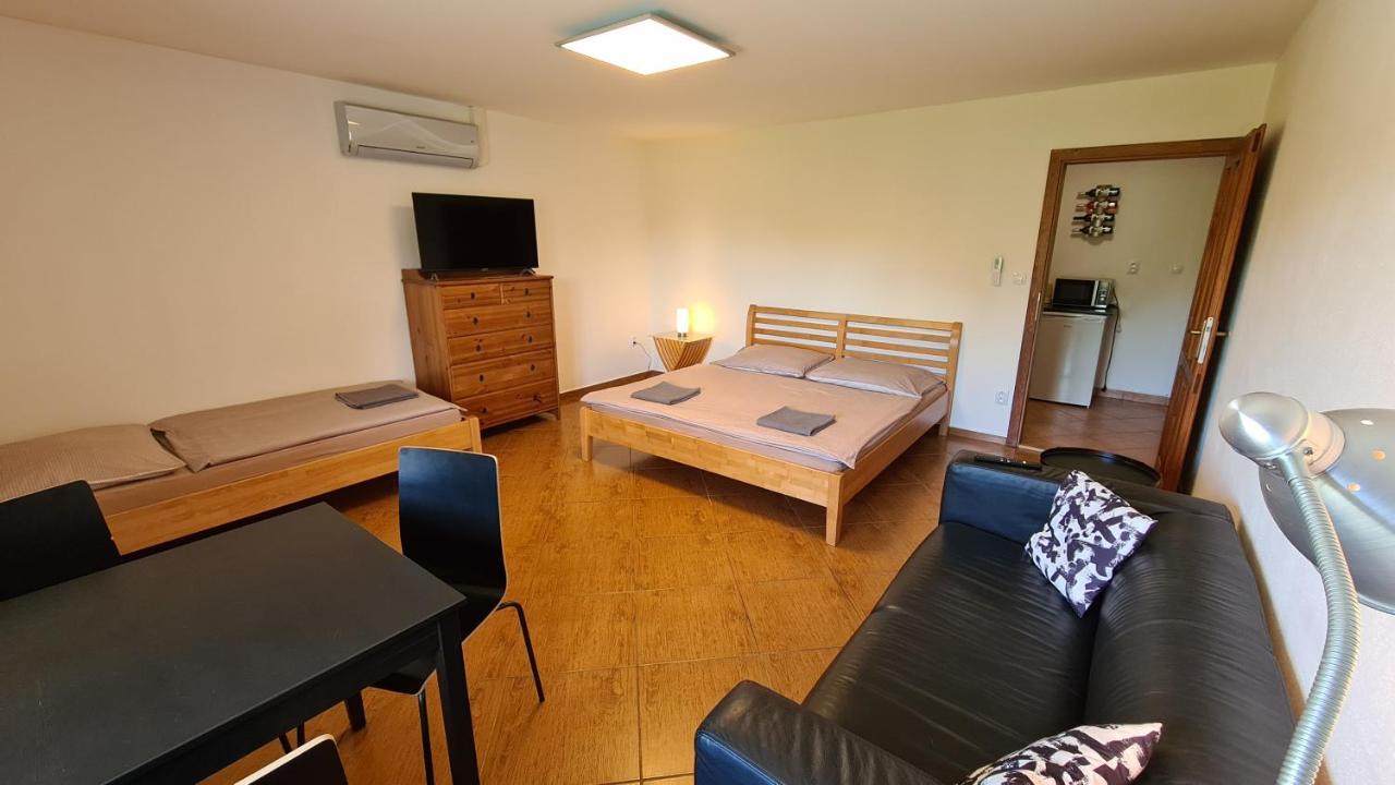 Apartmany Turold Mikulov Extérieur photo
